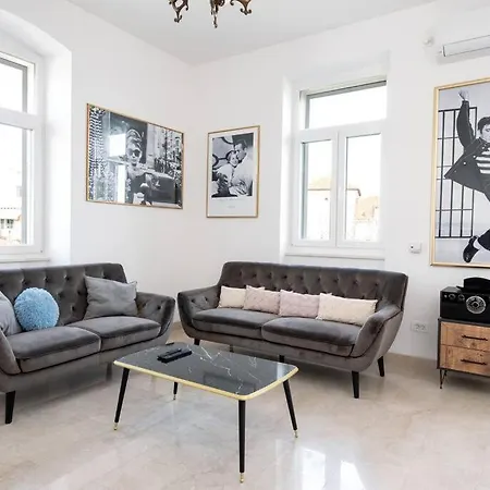4-Bedroom Apt 1 Min From Bacvice Beach Split Exteriör bild