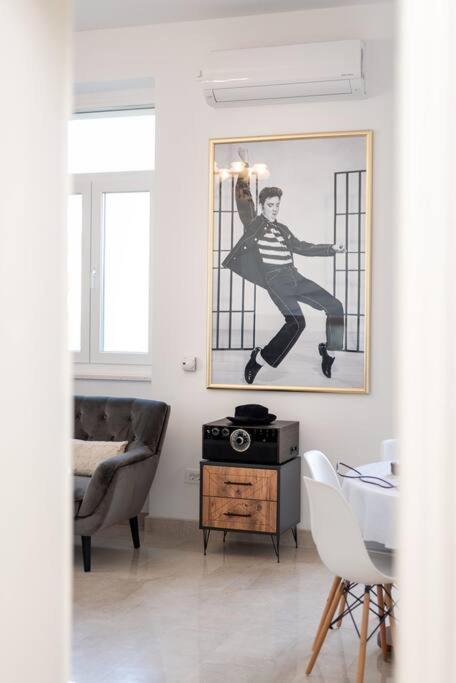 4-bedroom 1 Min From Bacvice Apartment Split