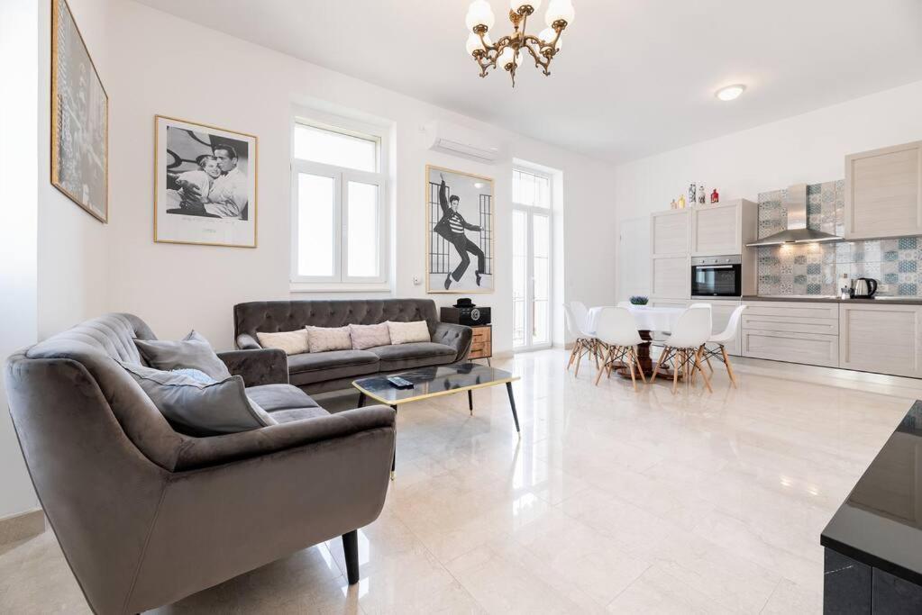 4-bedroom 1 Min From Bacvice *
