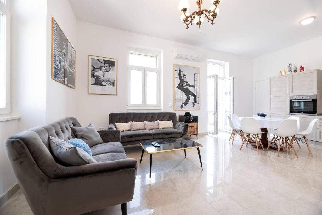 Apartment 4-bedroom 1 Min From Bacvice *